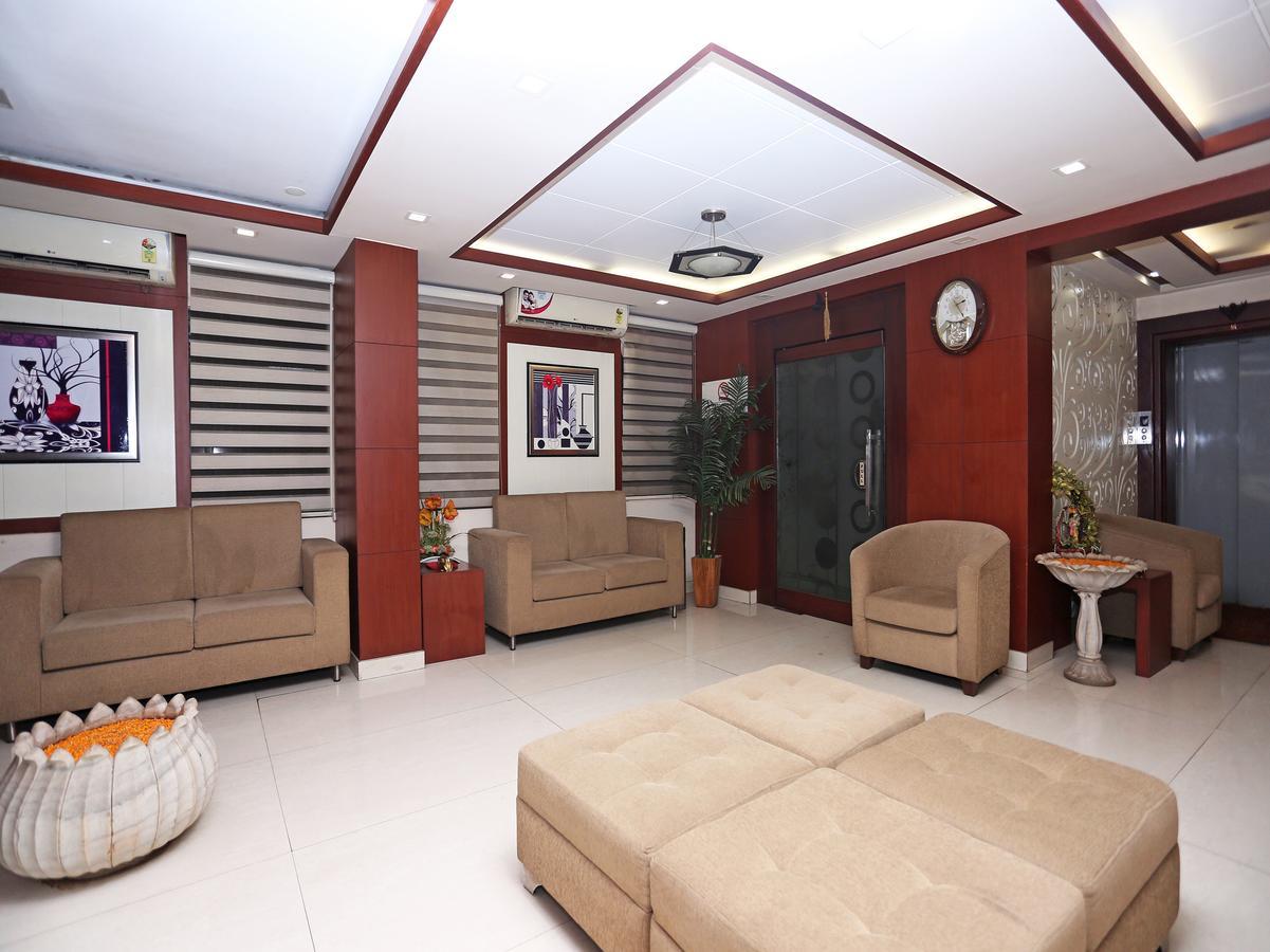 גווהטי Oyo 7786 Hotel Monsoon Palace מראה חיצוני תמונה