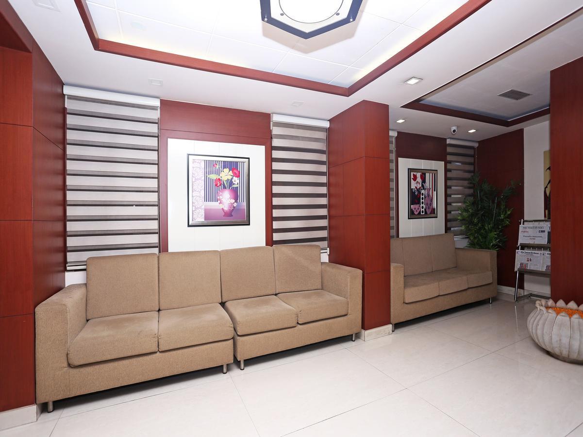 גווהטי Oyo 7786 Hotel Monsoon Palace מראה חיצוני תמונה